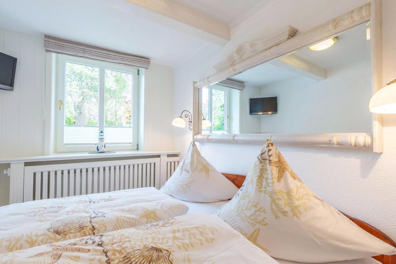Inselhotel Arfsten Wyk auf Föhr Eksteriør billede
